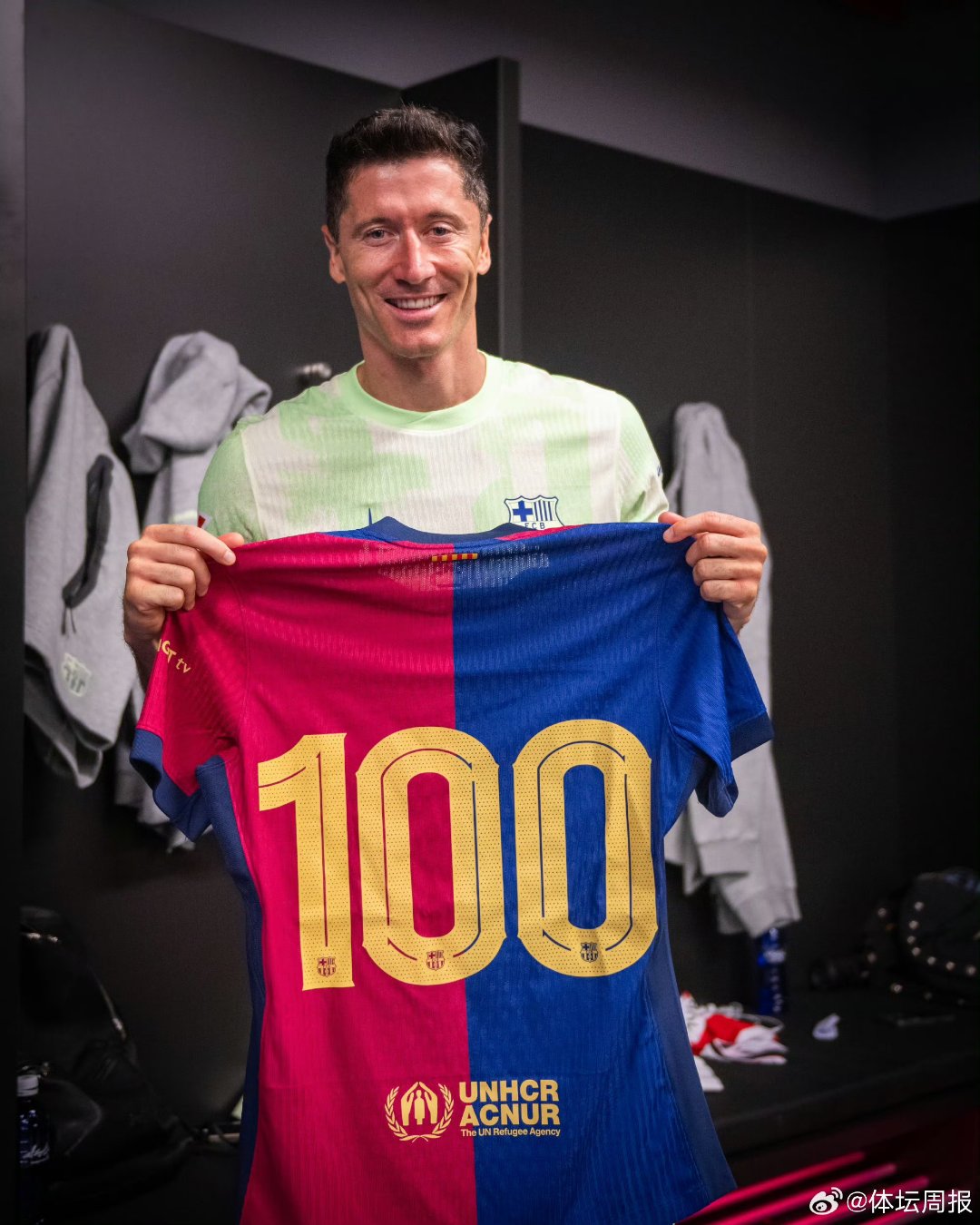 莱万多夫斯基迎来三赛季高光表现，加拿大队球迷沸腾！的简单介绍